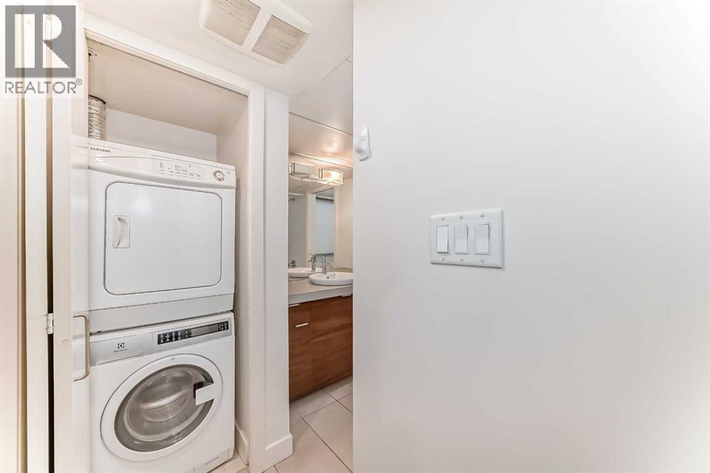 #909 1110 11 Street SW - 11