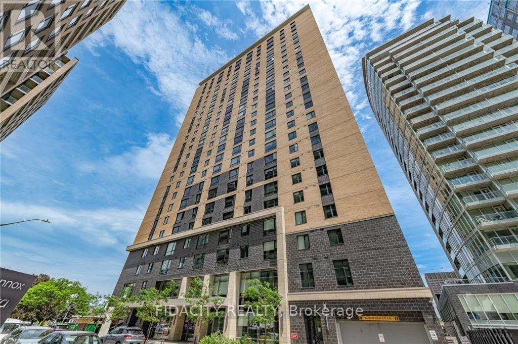 #719 105 CHAMPAGNE AVENUE S - 1