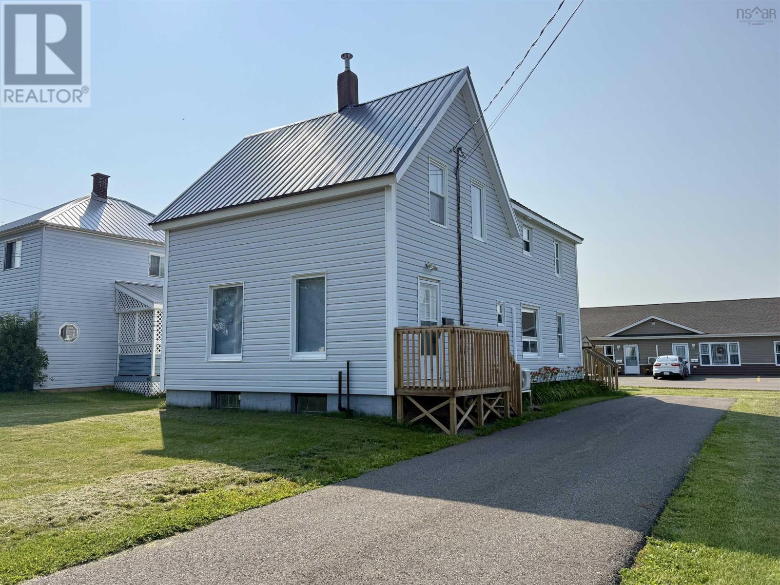 149 East Pleasant Street - 1