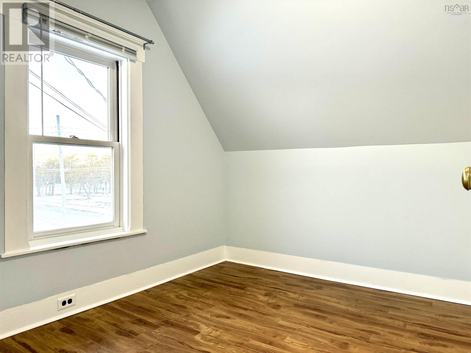 149 East Pleasant Street - 29