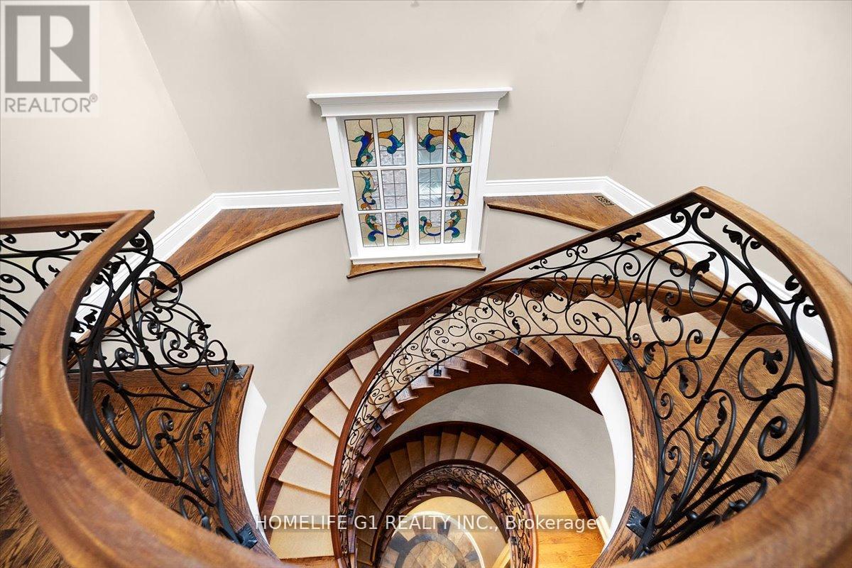210 ST LEONARDS AVENUE - 20