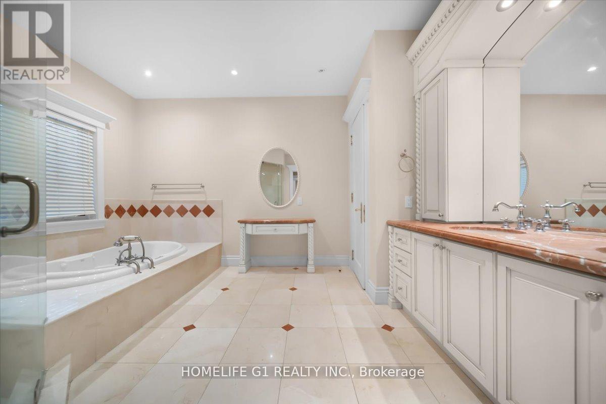 210 ST LEONARDS AVENUE - 24