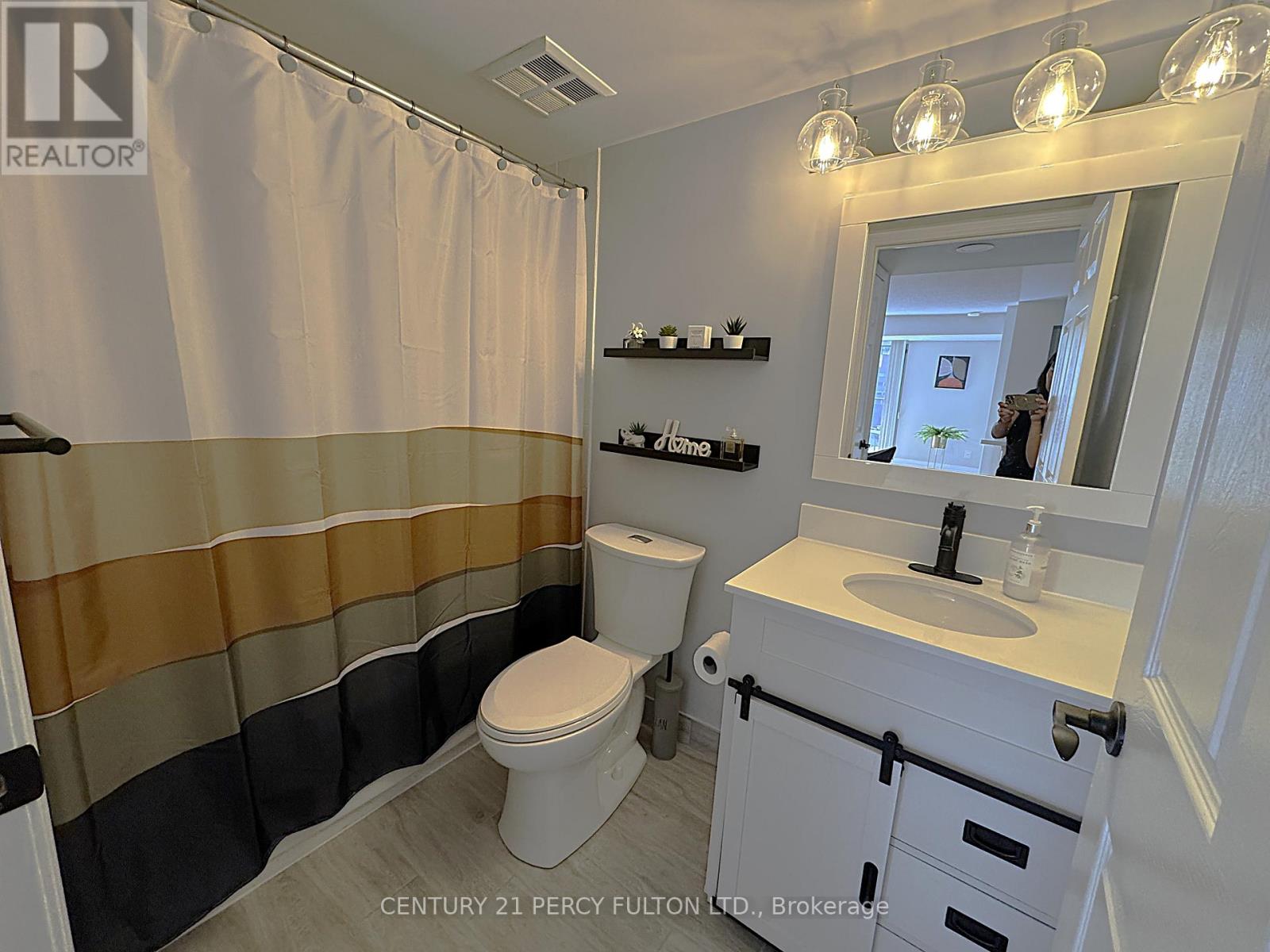 #1716 155 BEECROFT ROAD - 25