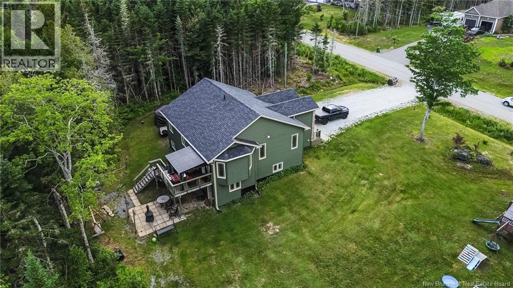 18 Castlewood Drive - 13
