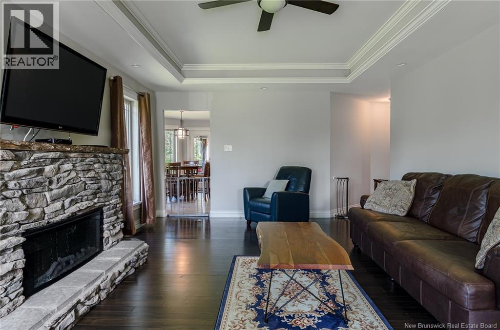18 Castlewood Drive - 18