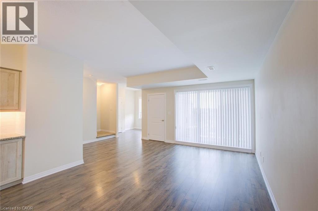 48 PROGRESS Crescent - 13