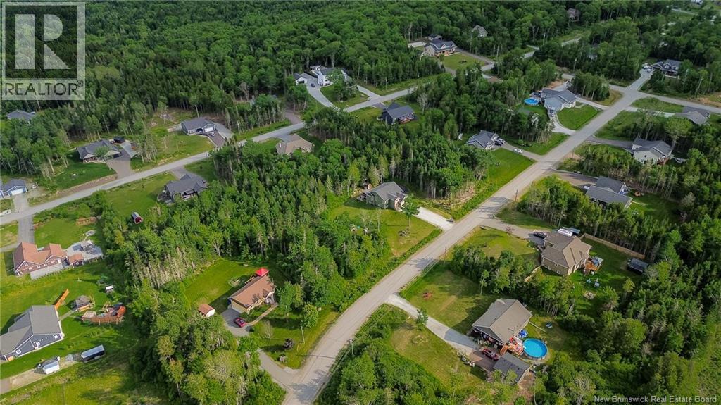 18 Castlewood Drive - 40