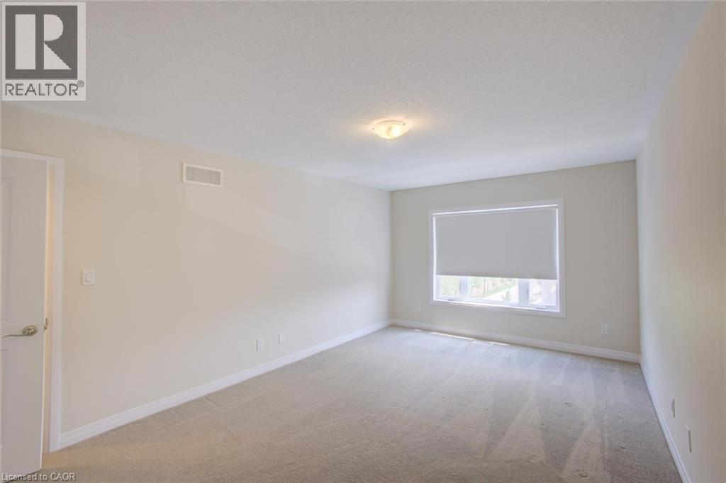 48 PROGRESS Crescent - Image 21