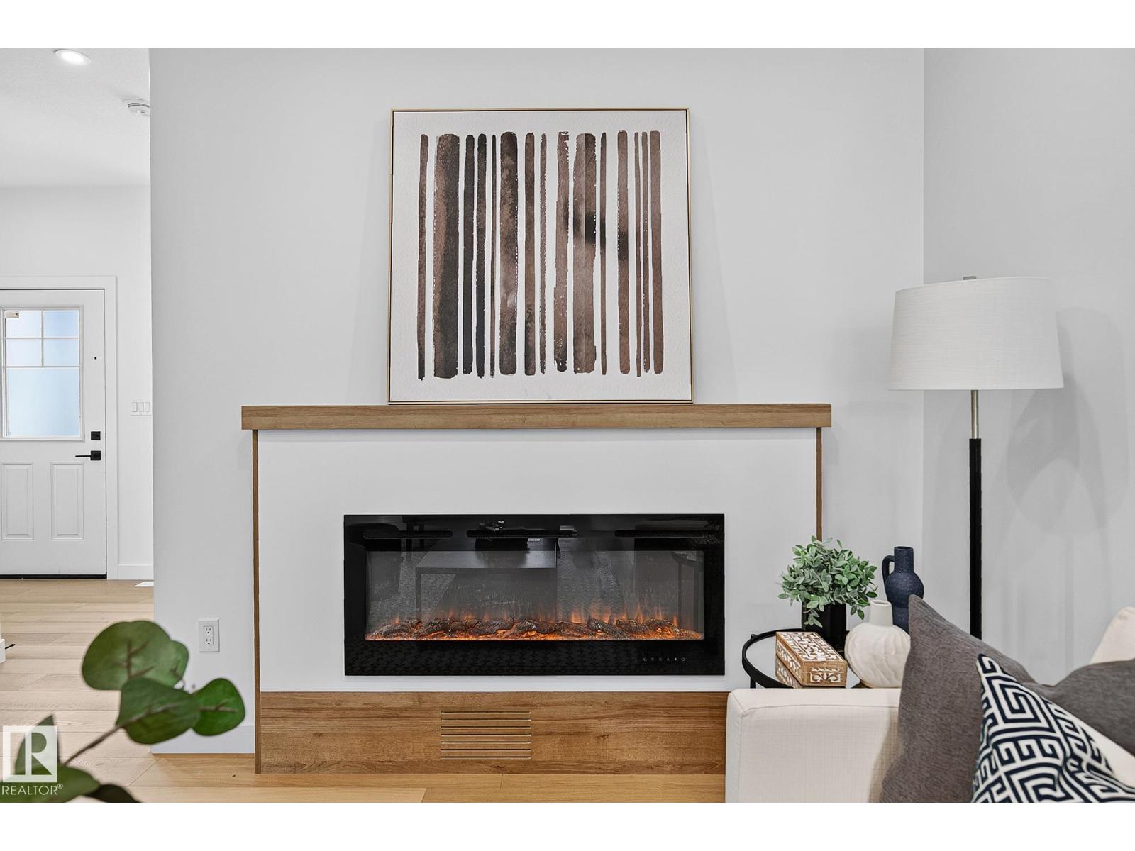 9811 106 AV — photo 10