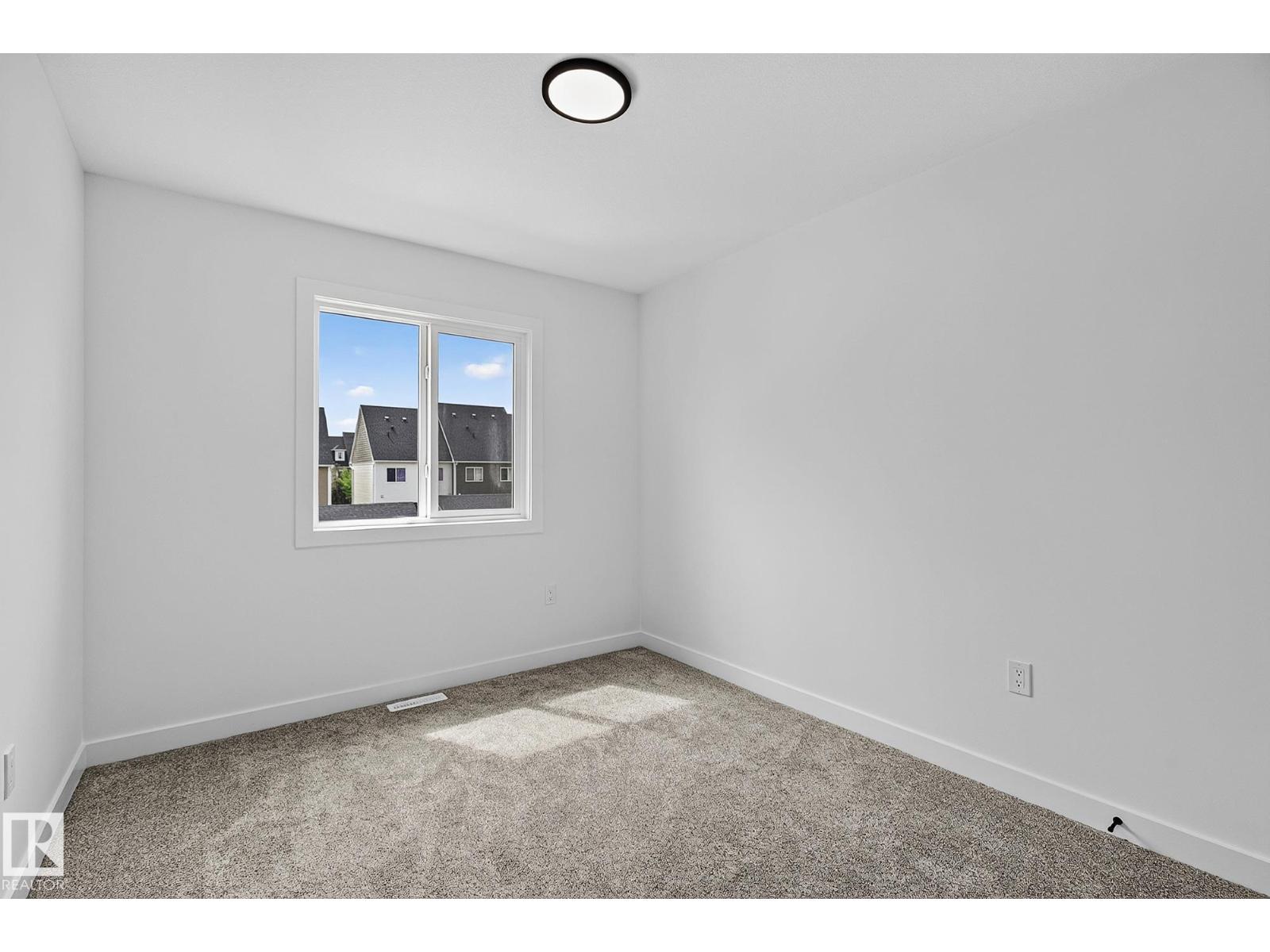 9811 106 AV — photo 38