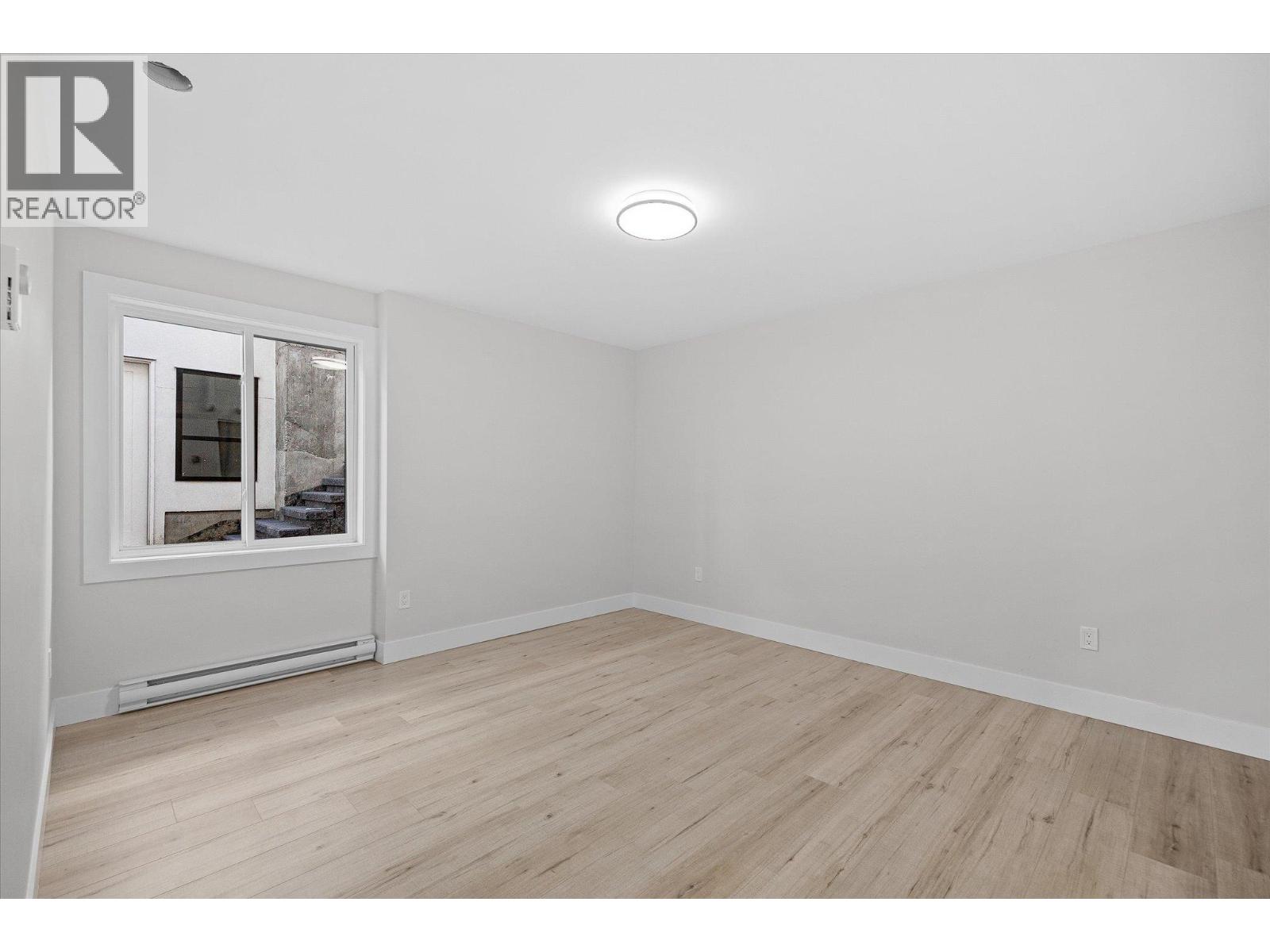 528 Hawes Court - 41