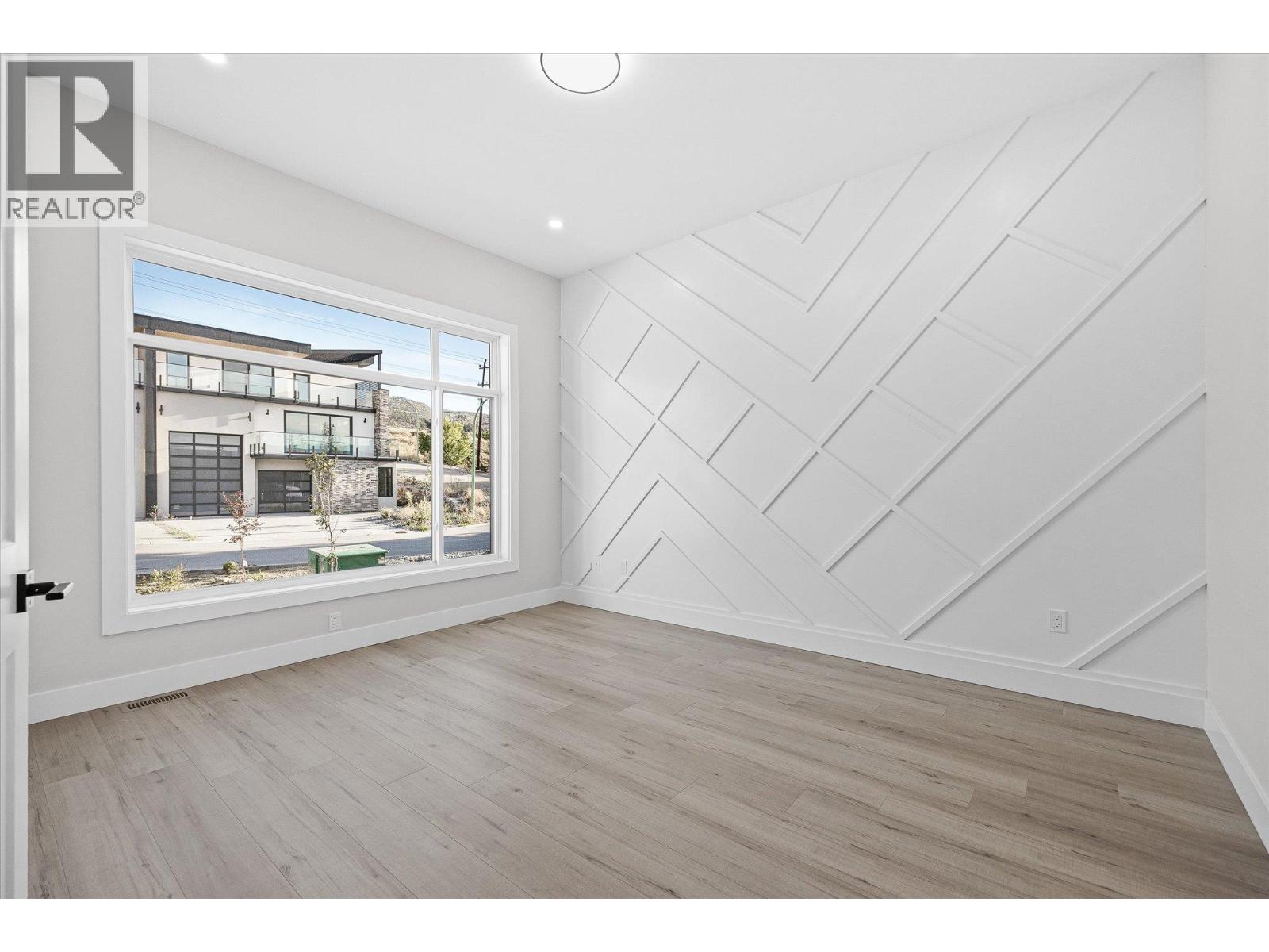 528 Hawes Court - 23
