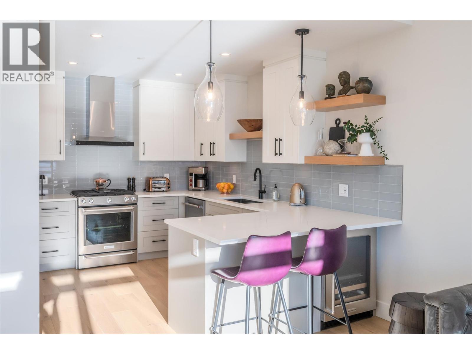 6007 Princess Street - 3