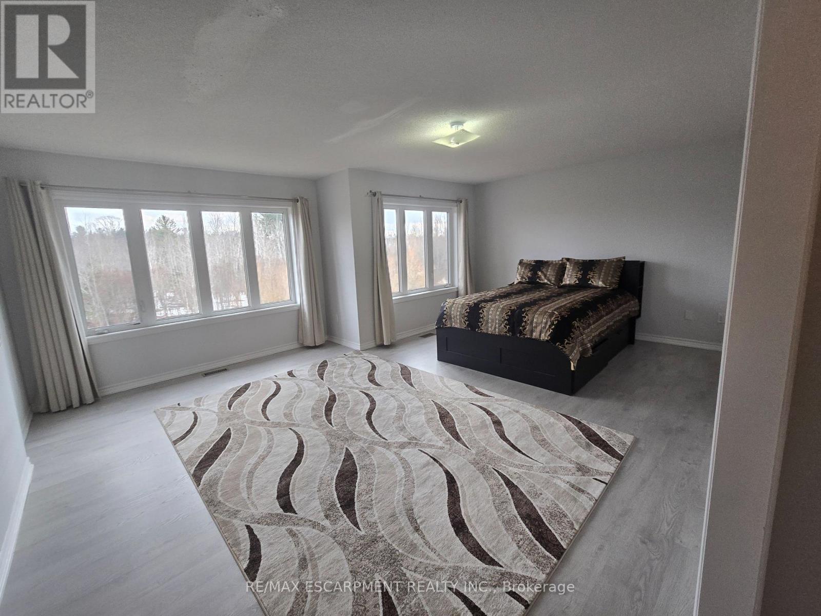 175 GOLD PARK GATE - 29