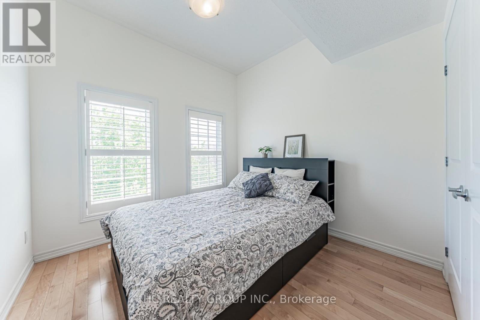 28 POETRY DRIVE - 28