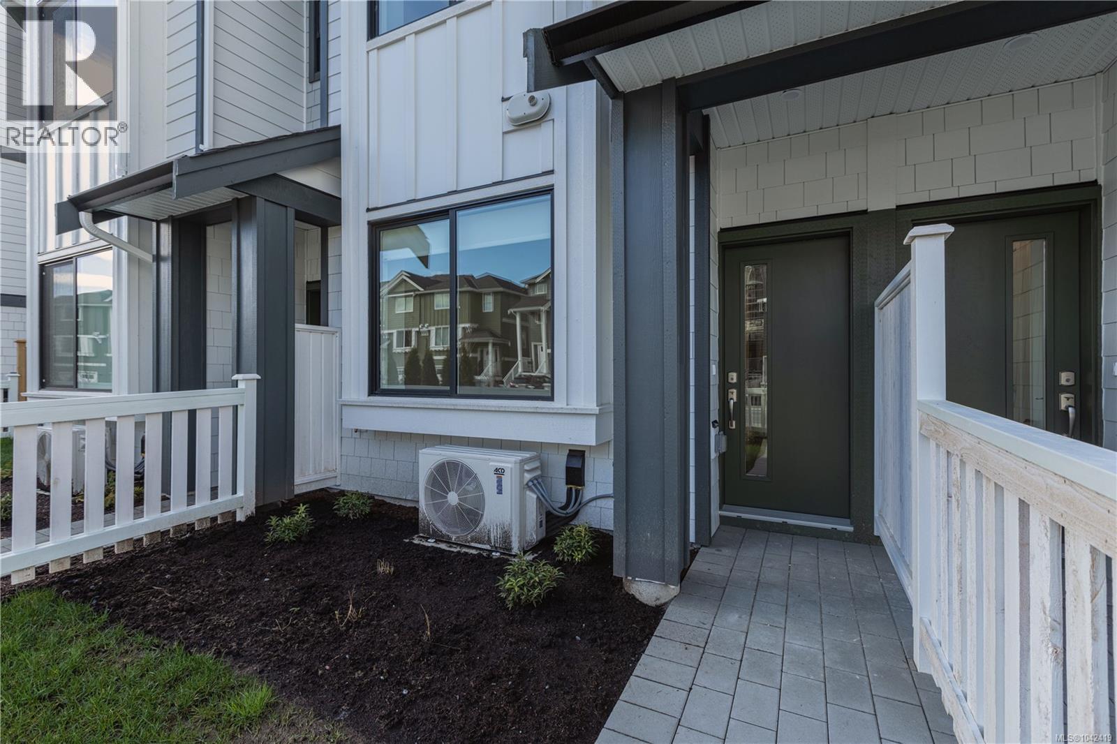 1495 Atlas Dr, Langford