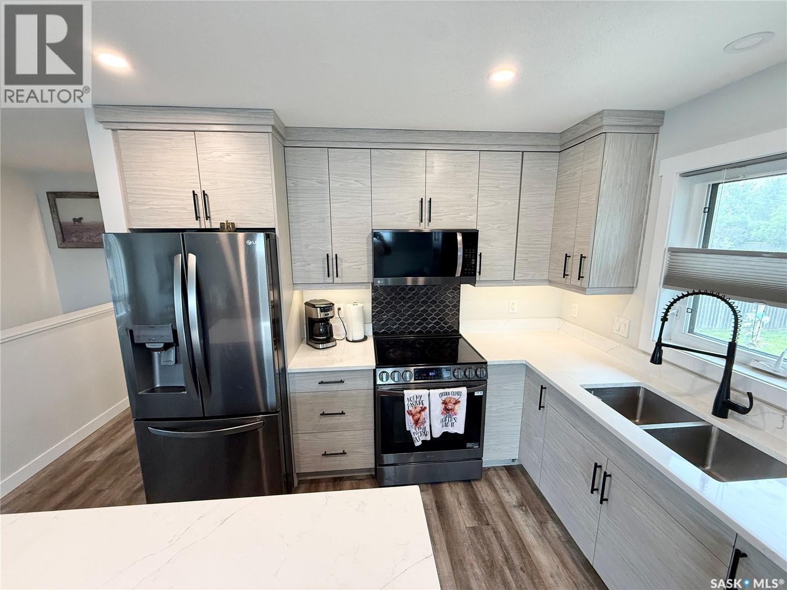44 Mitchell CRESCENT - 10