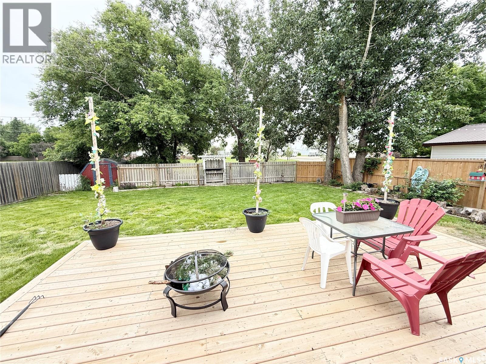 44 Mitchell CRESCENT - 24