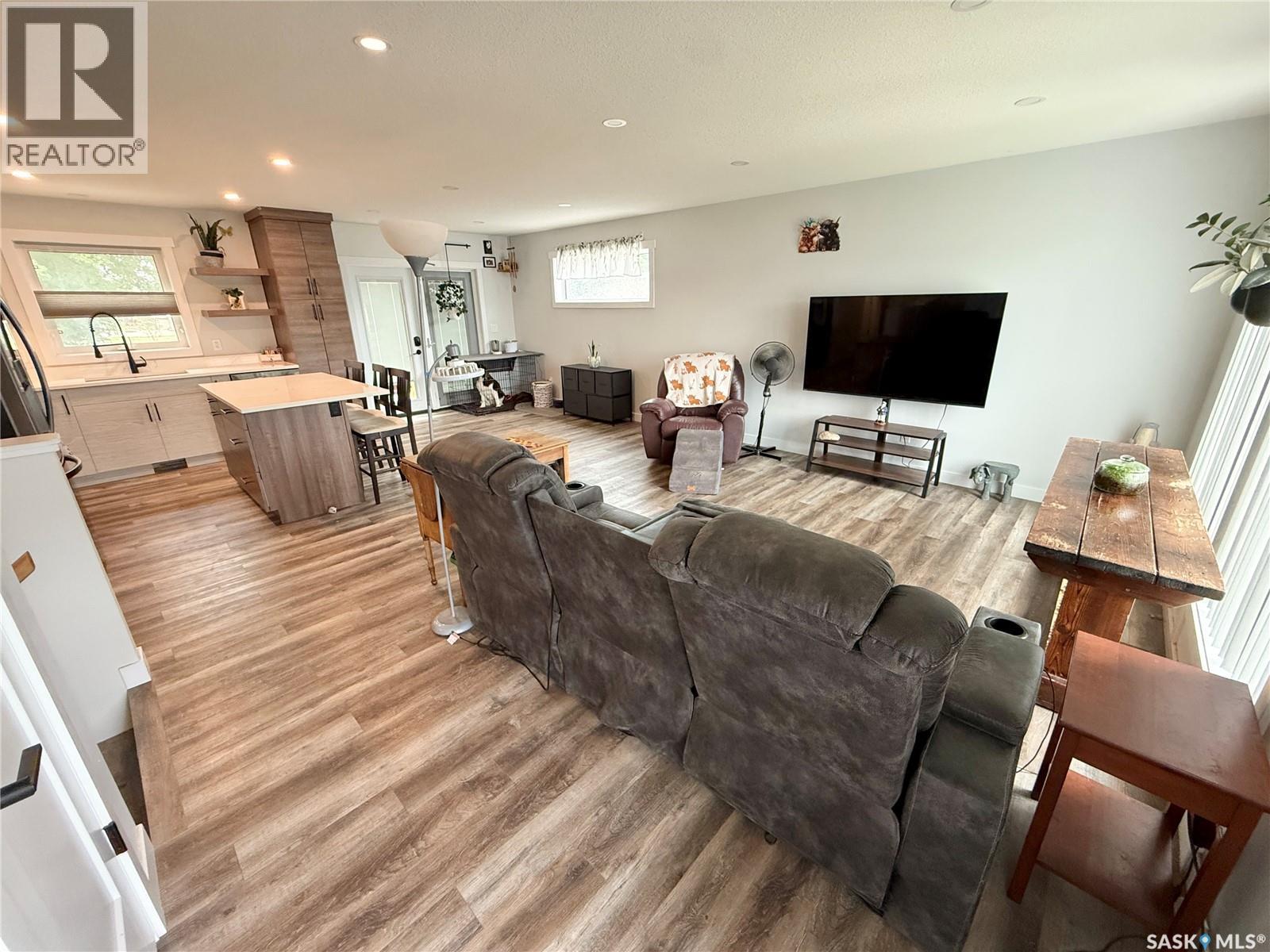 44 Mitchell CRESCENT - photo 3