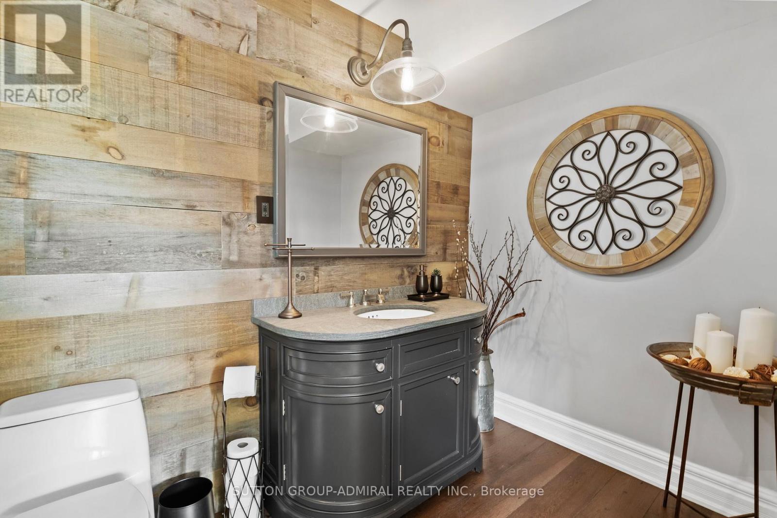 1281 LANDFAIR CRESCENT - 12