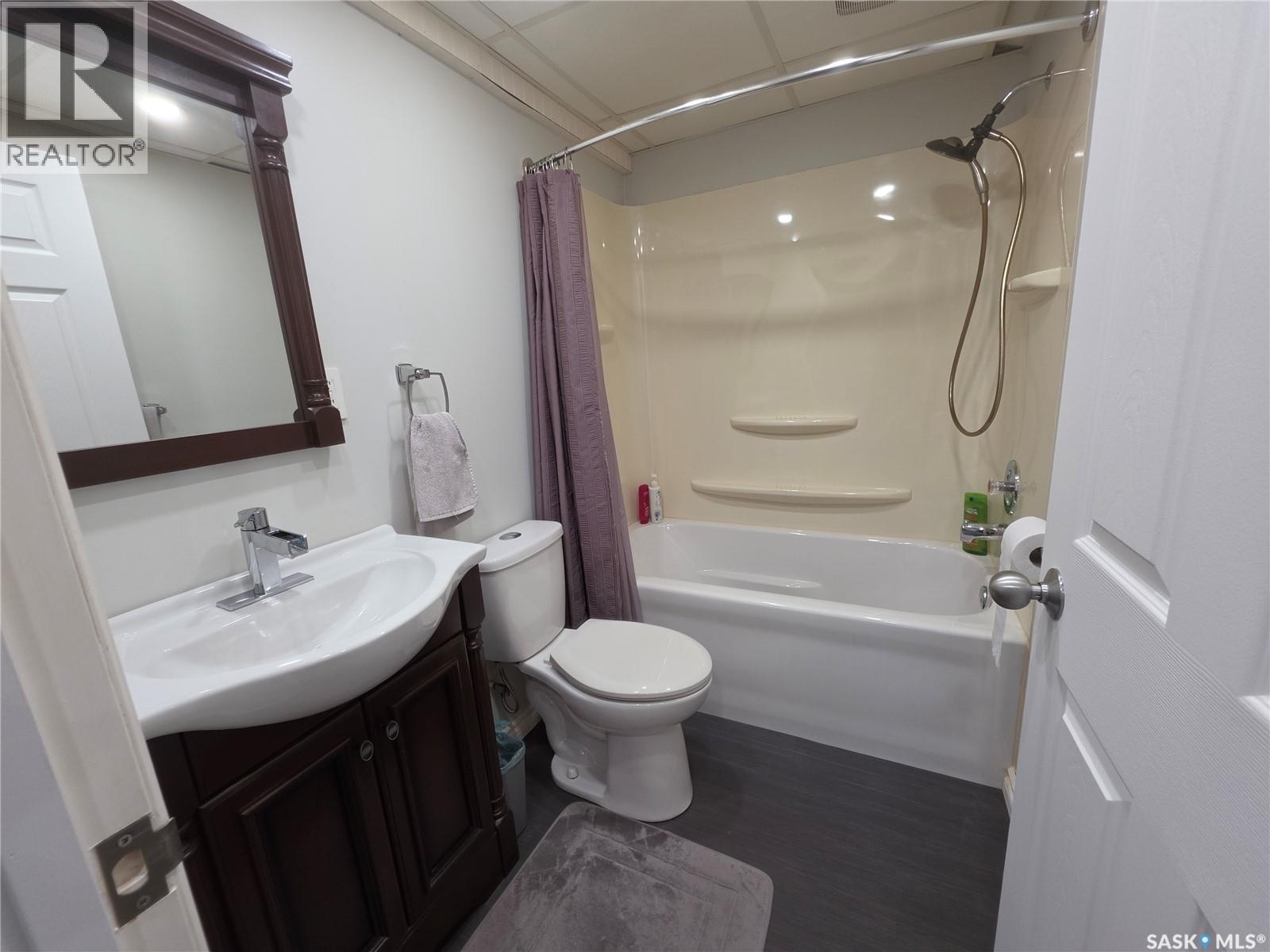 5 Olson AVENUE - 24