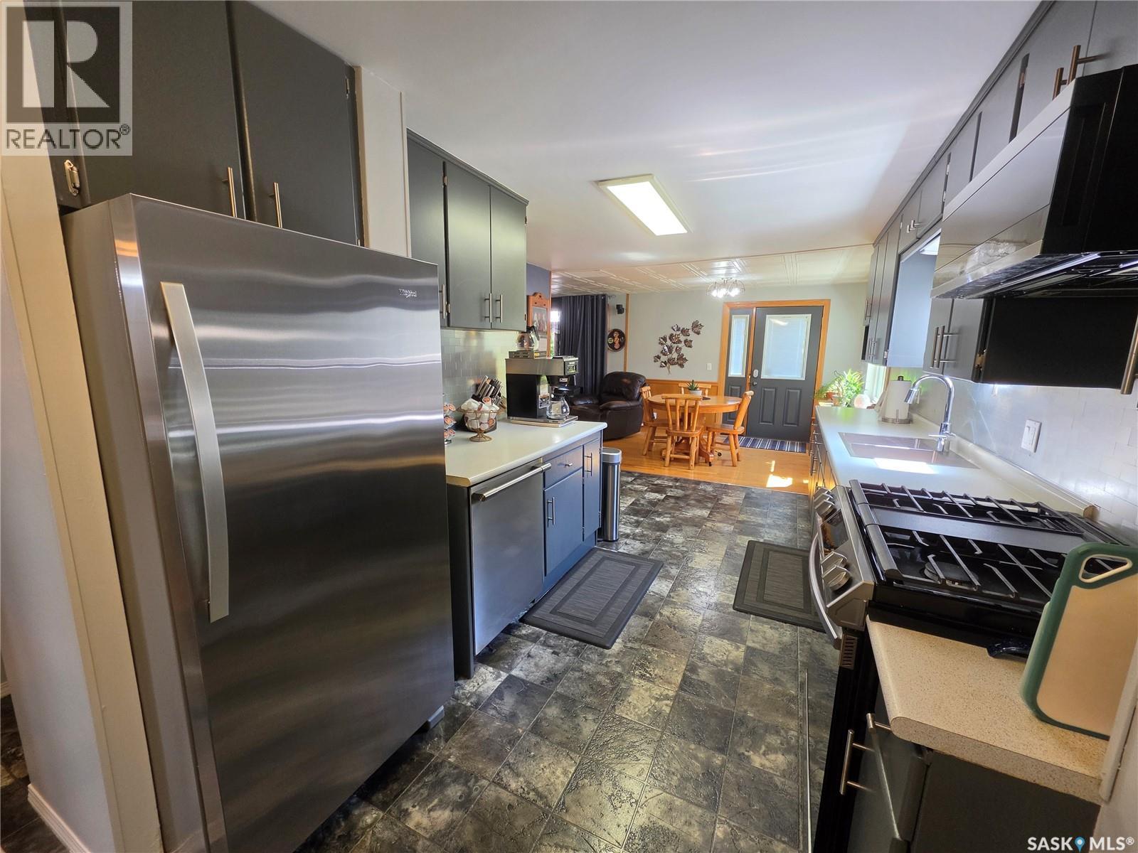 5 Olson AVENUE - 4