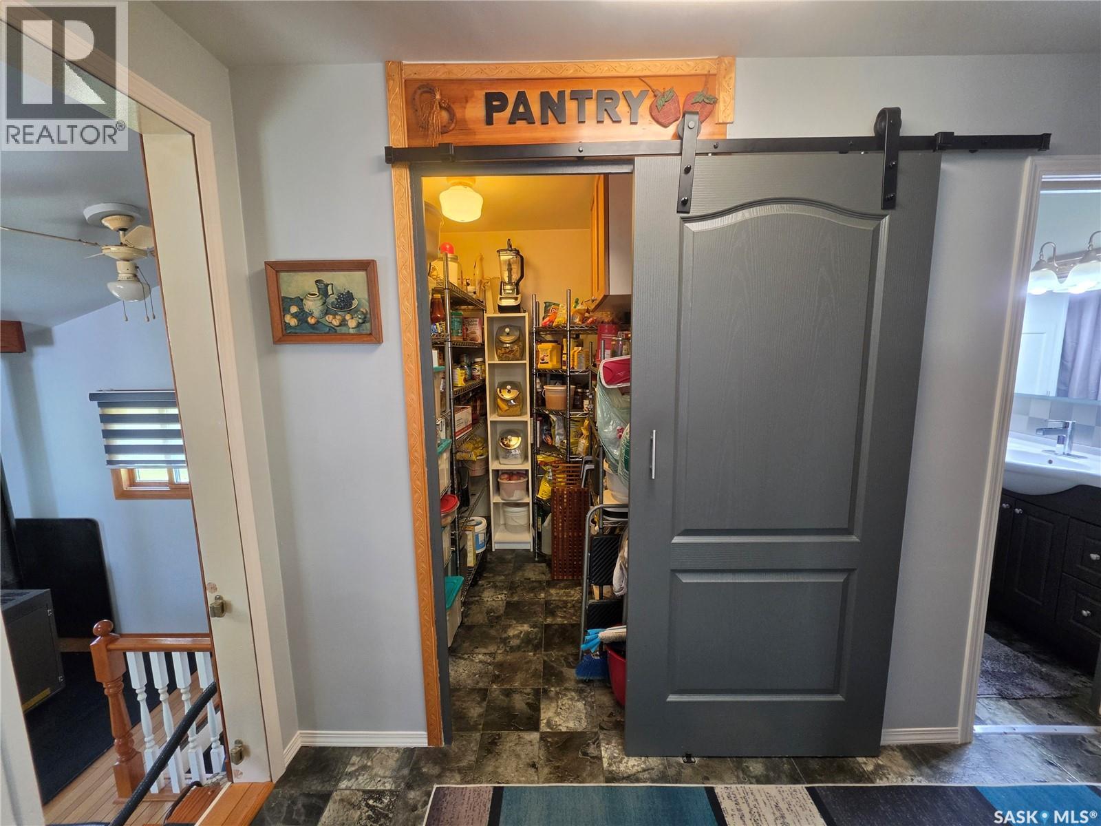 5 Olson AVENUE - 6