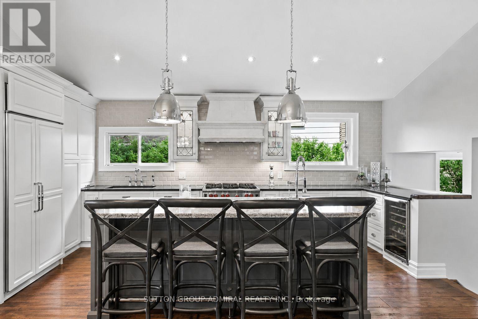 1281 LANDFAIR CRESCENT - 8