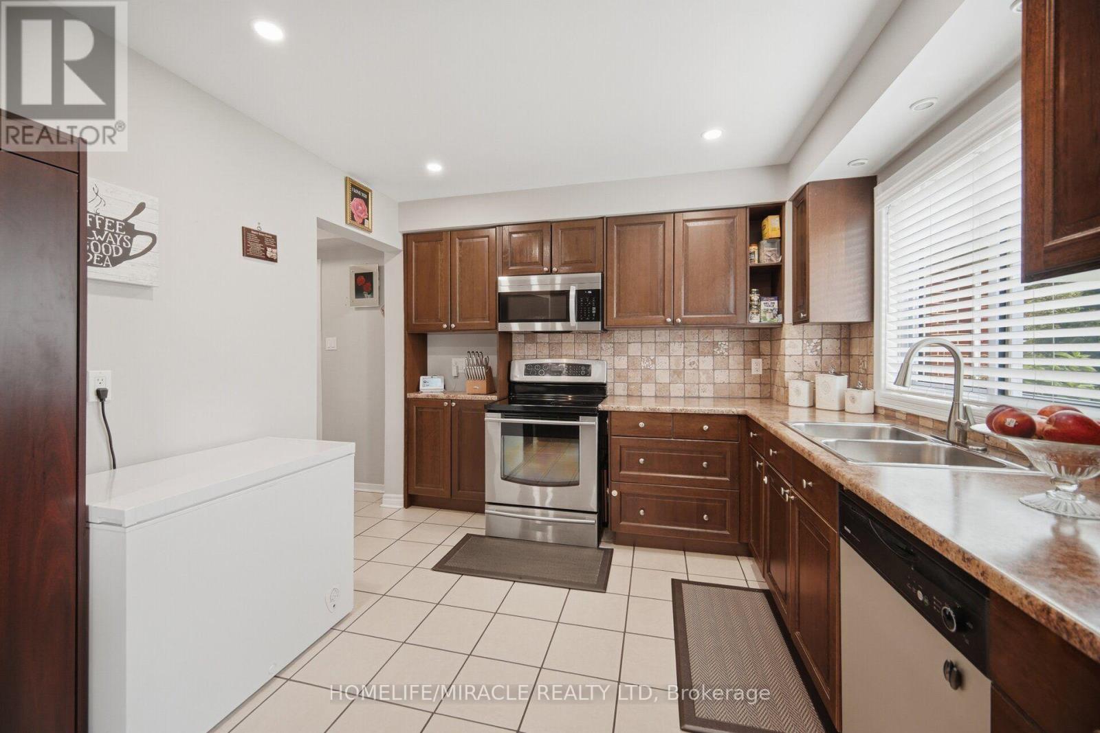 113 FANSHAWE DRIVE - Image 14