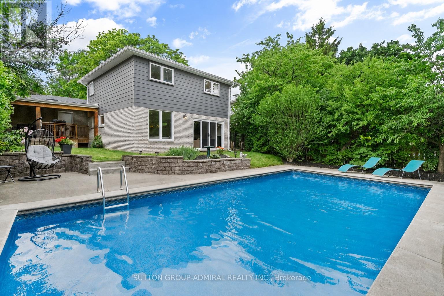 1281 LANDFAIR CRESCENT - 24