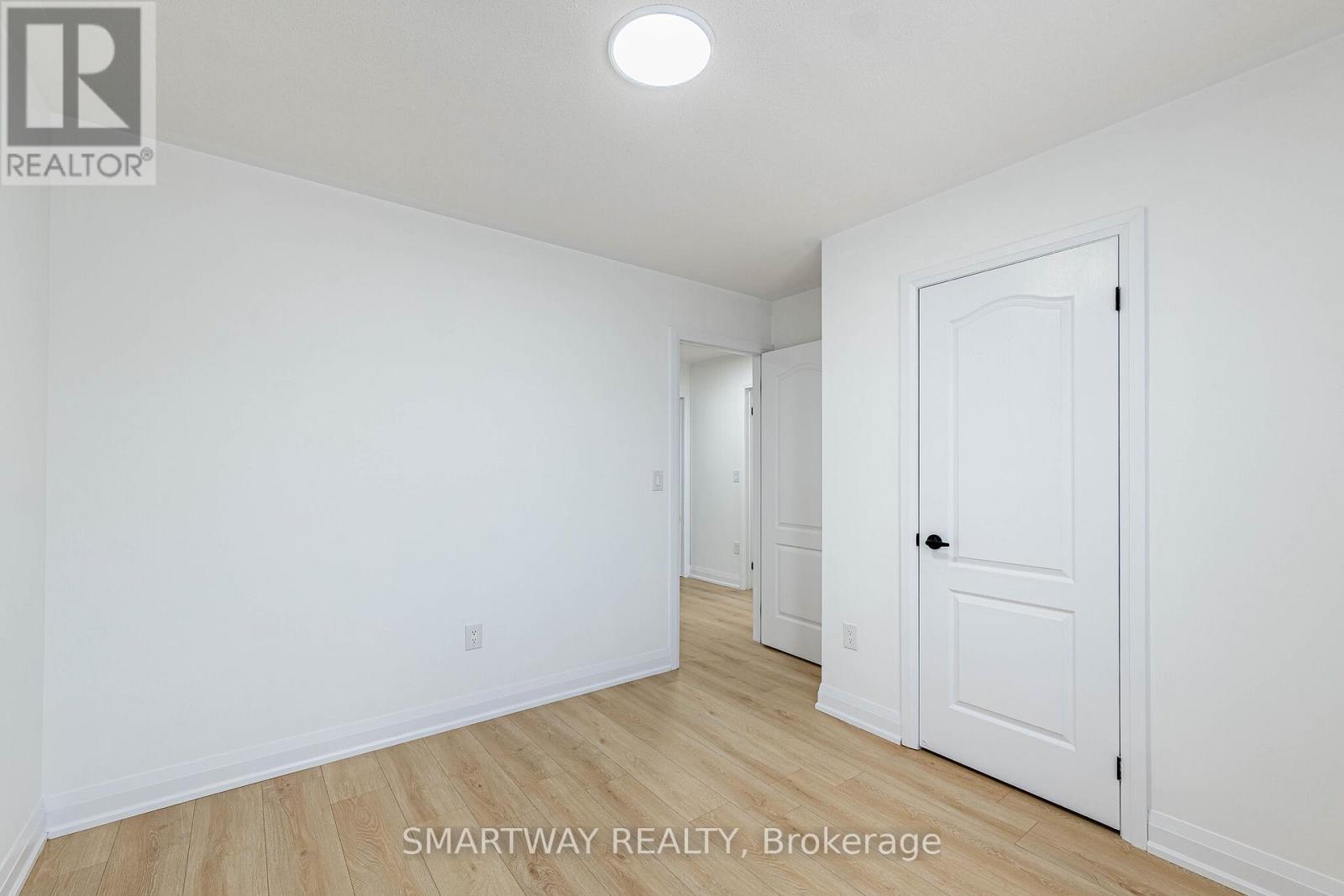 38 LOCKBURN CRESCENT - Image 30