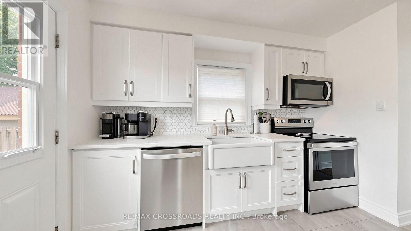 2274 WISEMAN COURT - 13