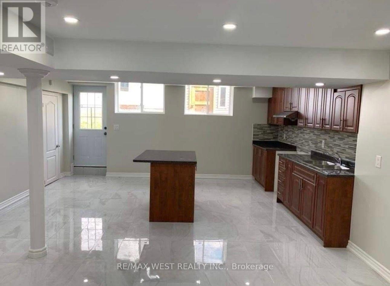 112 MORDEN DRIVE - 3