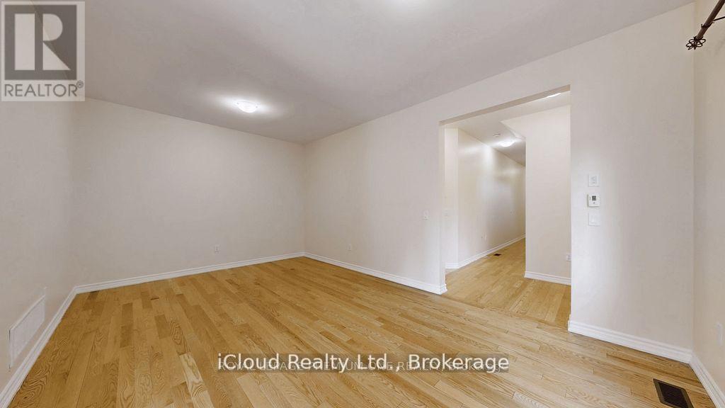 344 RIDLEY CRESCENT - 11