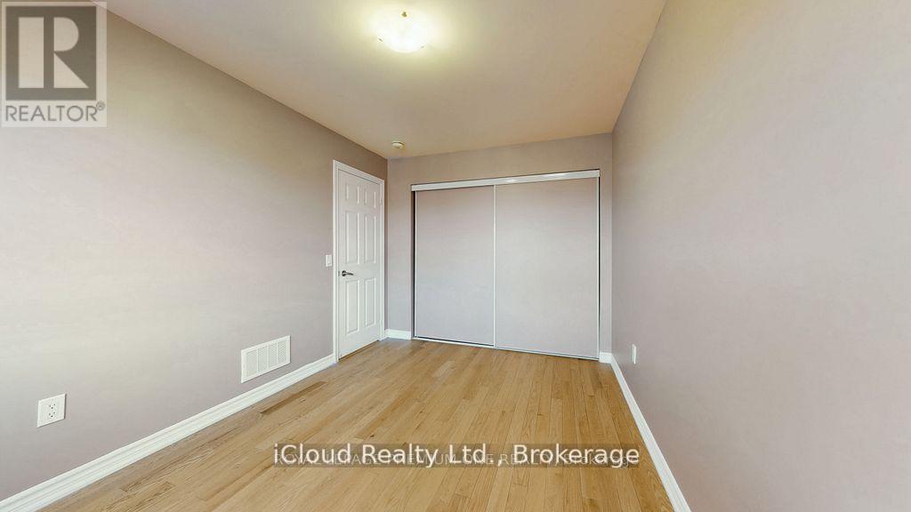 344 RIDLEY CRESCENT - 38