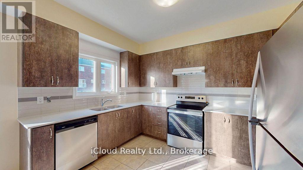 344 RIDLEY CRESCENT - 4