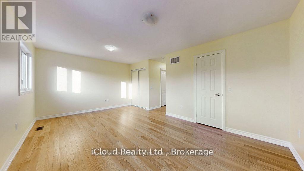 344 RIDLEY CRESCENT - 40