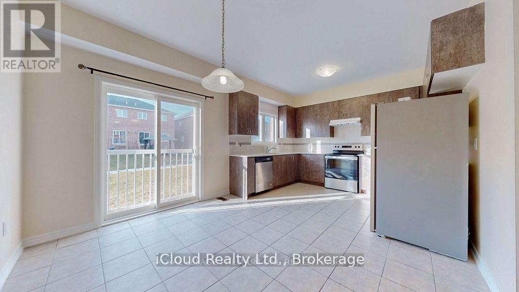 344 RIDLEY CRESCENT - 6