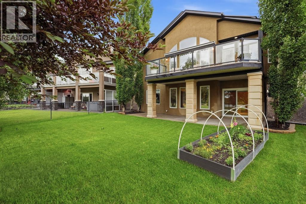 419 High Park Boulevard NW - photo 3
