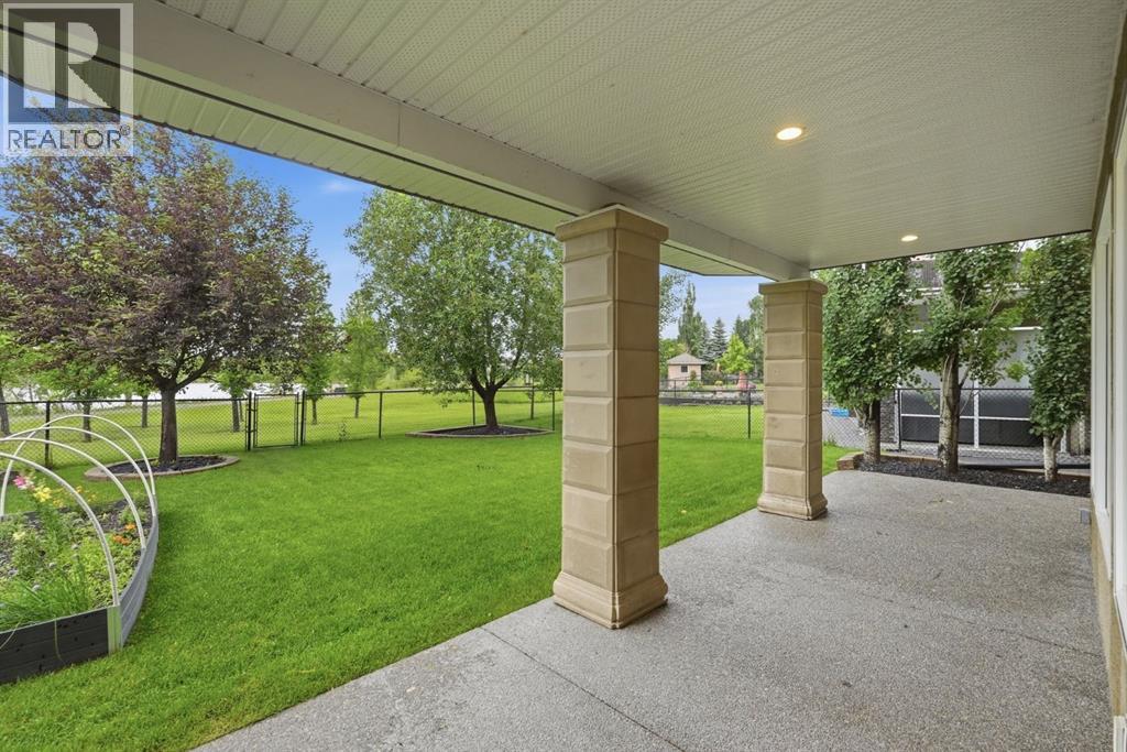 419 High Park Boulevard NW — photo 42