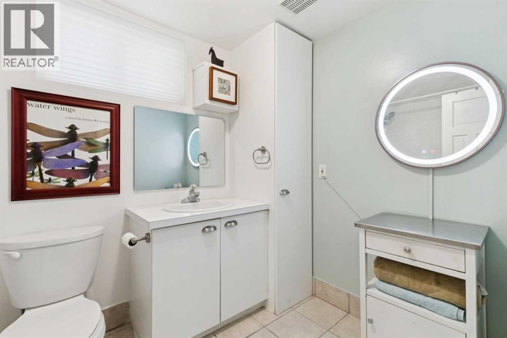 LOWER 4-PIECE BATH HAS BEEN RENOVATED