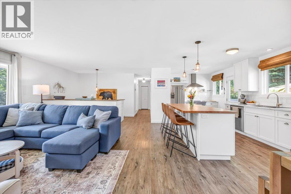 22 Elkview Crescent - 15