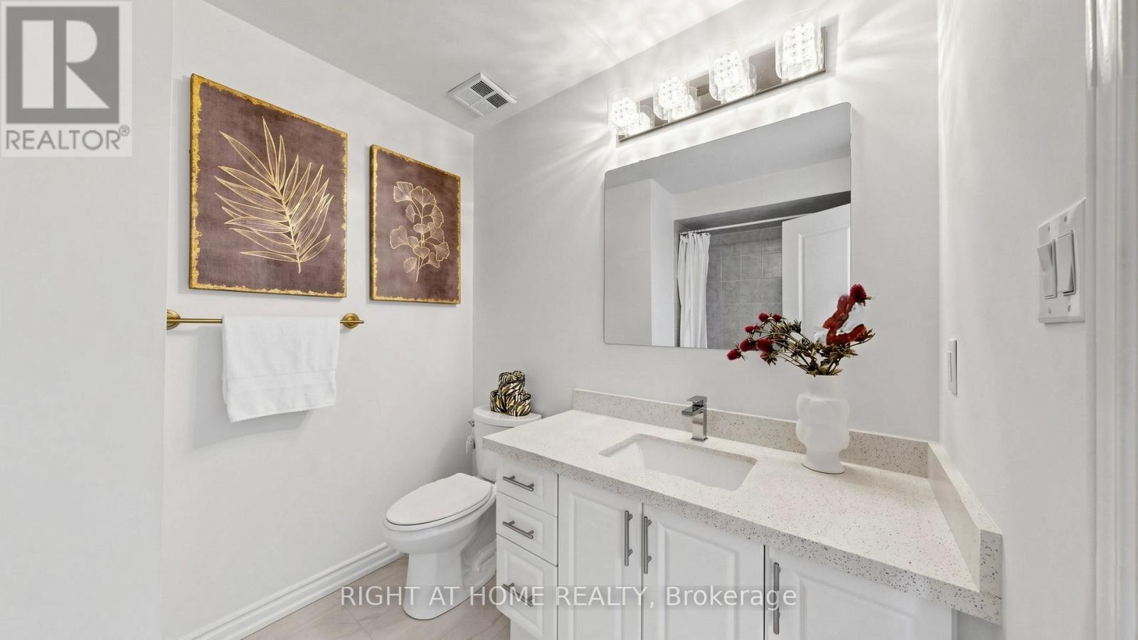 80 BARR CRESCENT - 24