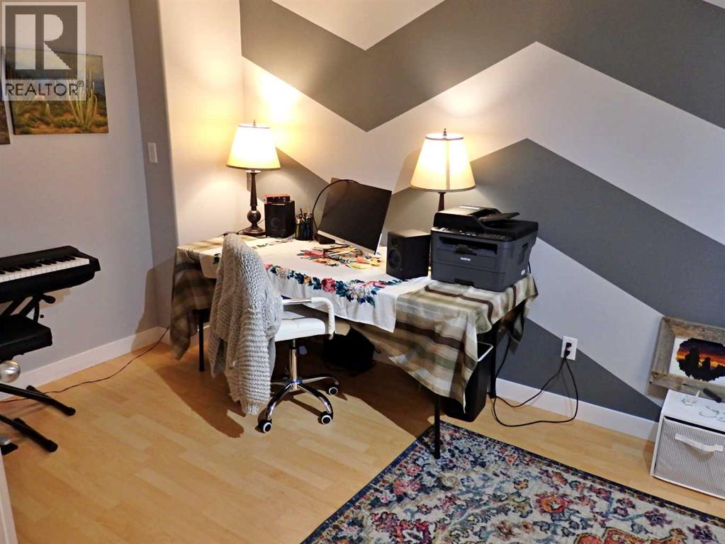 4812 Airport Drive - 28
