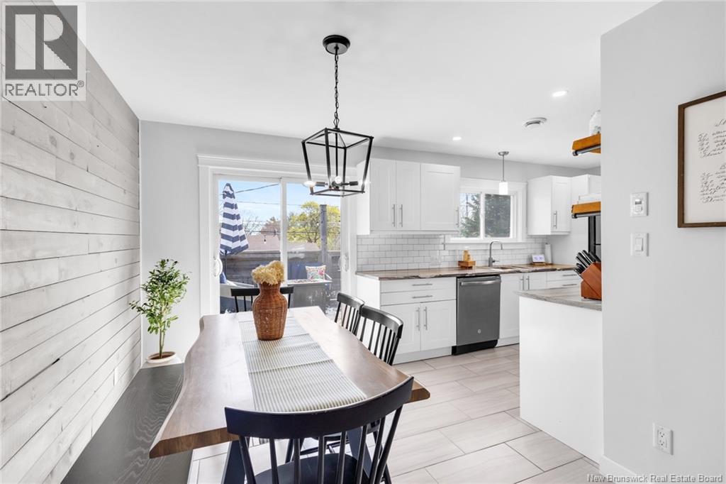 368 Canterbury Drive - 19