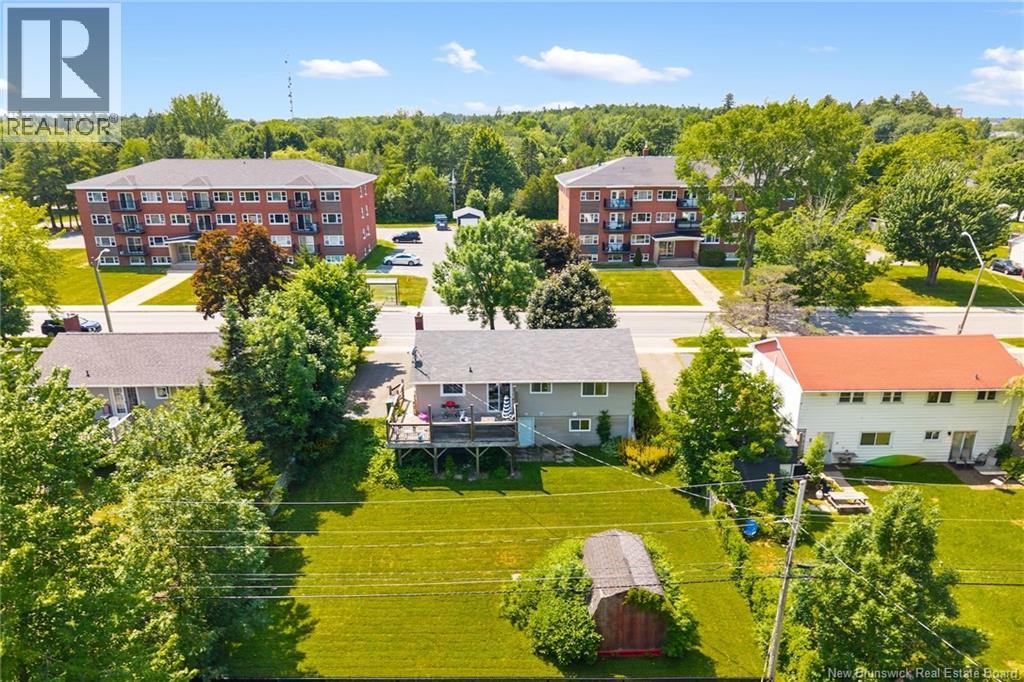 368 Canterbury Drive - 5