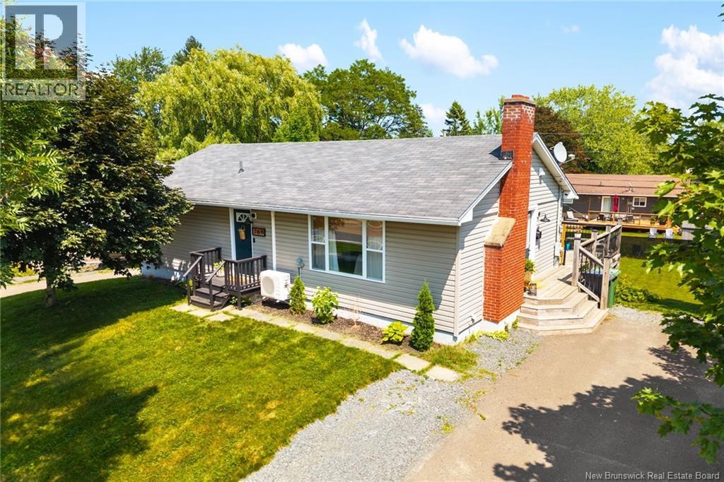 368 Canterbury Drive - Image 3