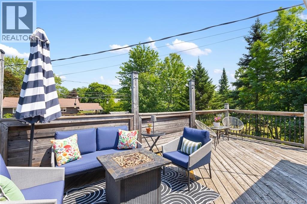 368 Canterbury Drive - 36