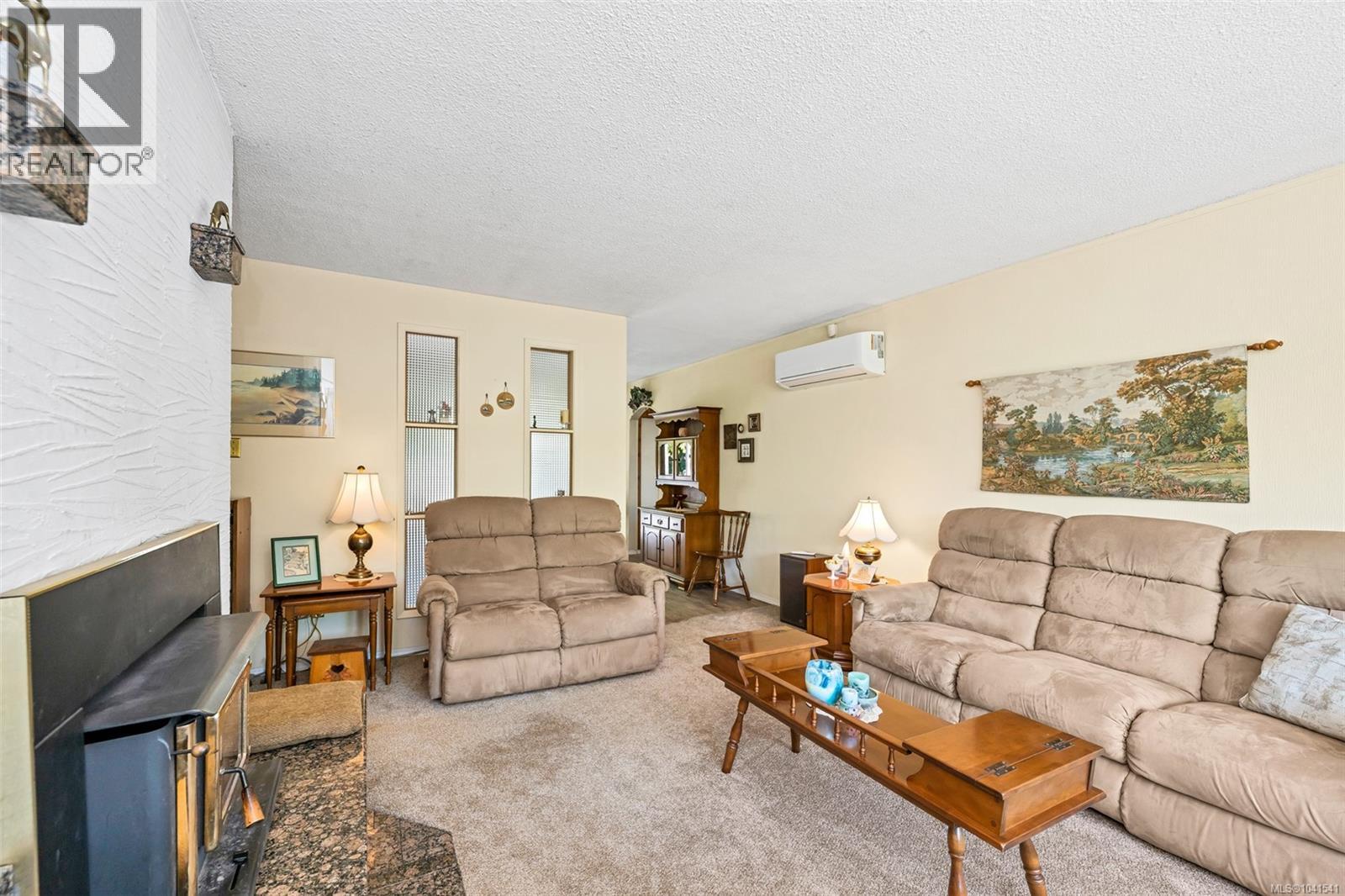 5943 Deuchars Dr - 17