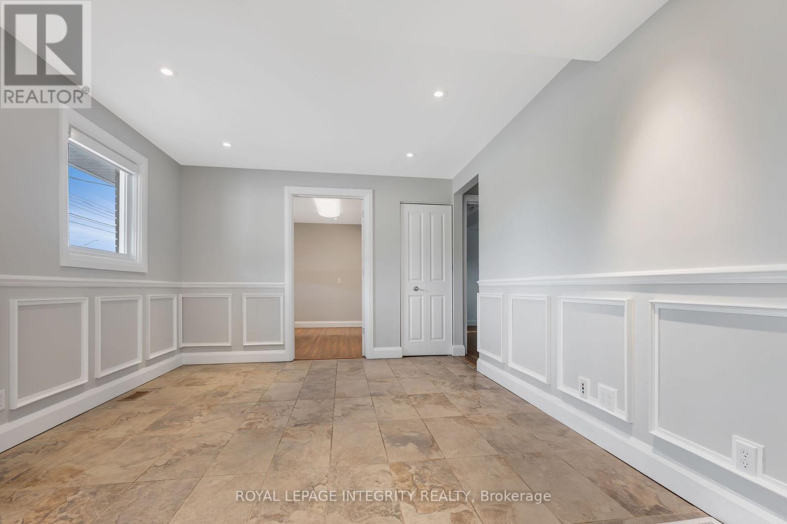 2 Bath Office for Rent in Ottawa – 1443 WOODROFFE AVENUE, Ottawa – MLS# X13535374 - Image 13